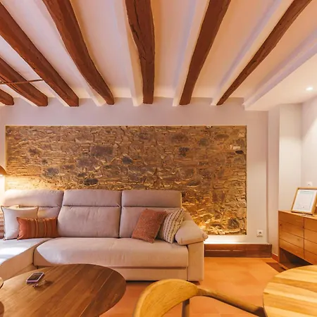 Apartman Bravissimo Calderers El Cavall, In The Old Town