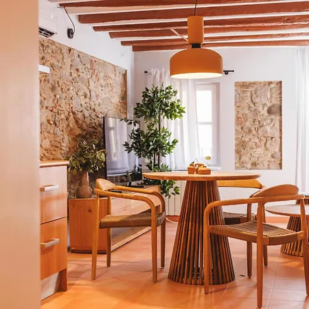 Bravissimo Calderers El Cavall, In The Old Town Apartman Girona
