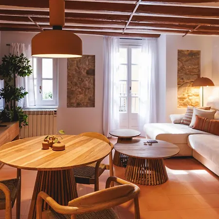 Bravissimo Calderers El Cavall, In The Old Town Apartman