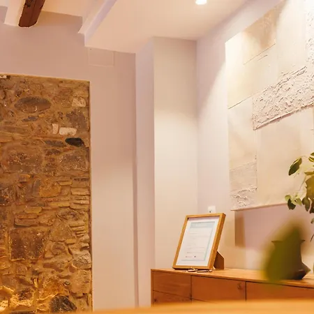 Bravissimo Calderers El Cavall, In The Old Town Apartman